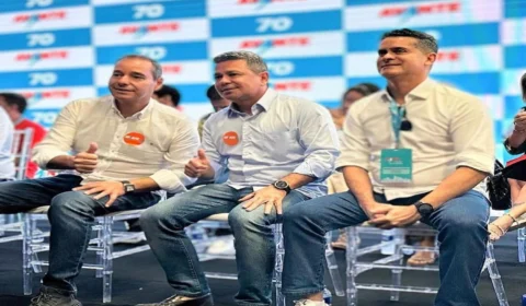 Ao lado de Tadeu de Souza, David Almeida tem pré-candidatura à reeleição oficializada
