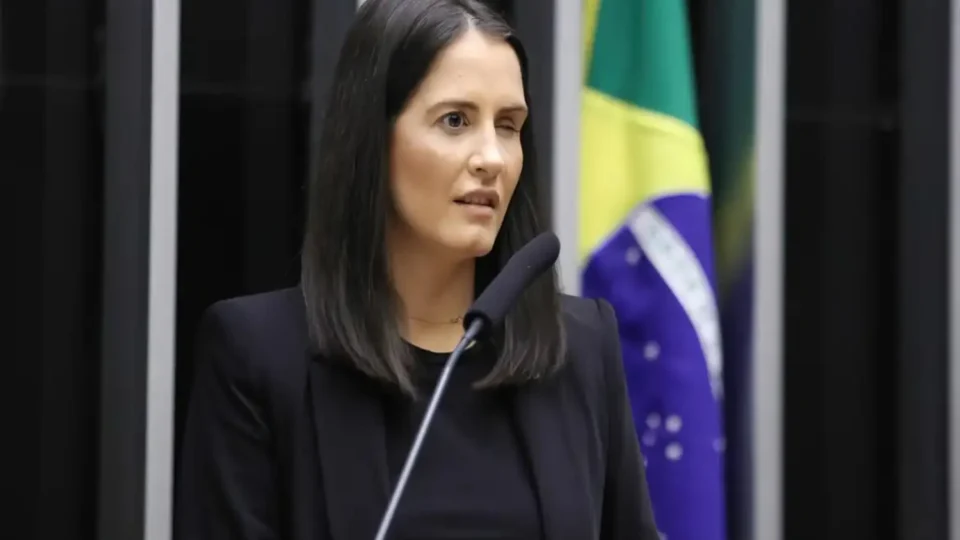 Lira decreta Luto de um dia pela morte de Amália Barros