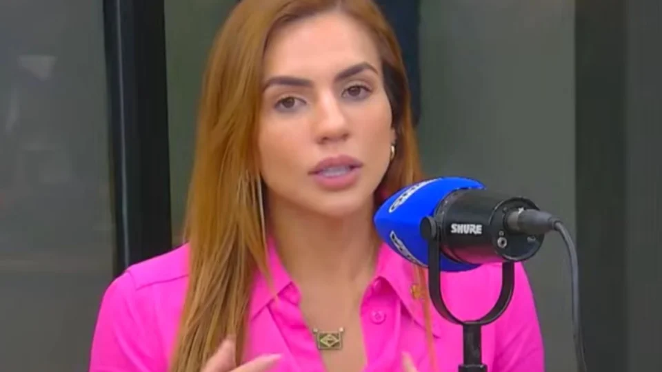 ‘Quanto mais esforços, melhor’, diz Débora Menezes em meio à polêmica com delegada