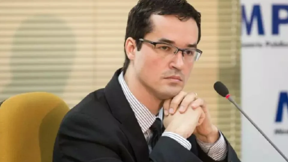 Deltan desiste de pré-candidatura à Prefeitura de Curitiba