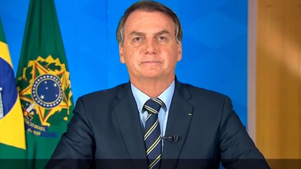 Bolsonaro tentou dobrar isenção de importação em 2022