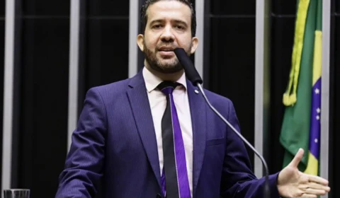 Conselho de Ética analisa caso que pode cassar Janones