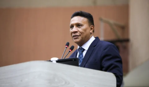 Marcel Alexandre vota com David Almeida, indo contra o PL na Câmara de Manaus