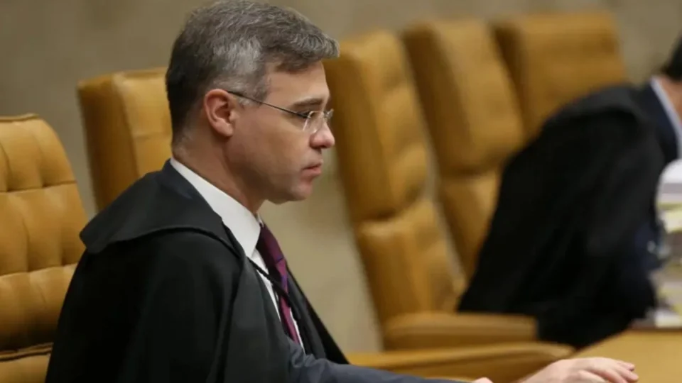 André Mendonça mantém ‘saidinha’ de preso que ganhou benefício antes de lei