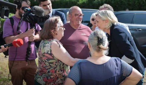 Ultradireita vence primeiro turno das eleições na França