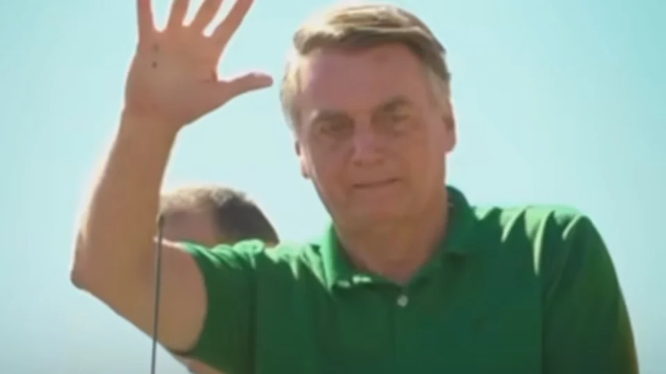 Caso das joias: defesa de Bolsonaro nega enriquecimento ilícito e critica inquérito da PF