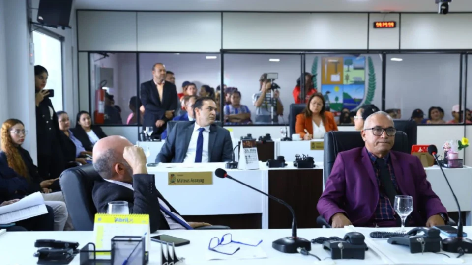 Base de Bi Garcia domina CPI da Água