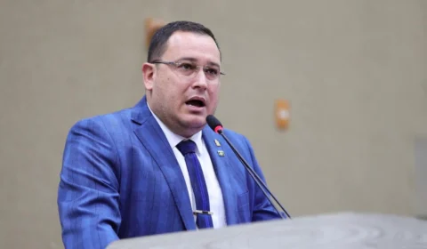 Vereador critica bloco sobre “crianças trans” em parada LGBT+