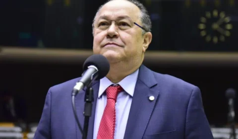 Silas reassume bancada evangélica: ‘Intransigência e não alinhamento com o governo continuam’