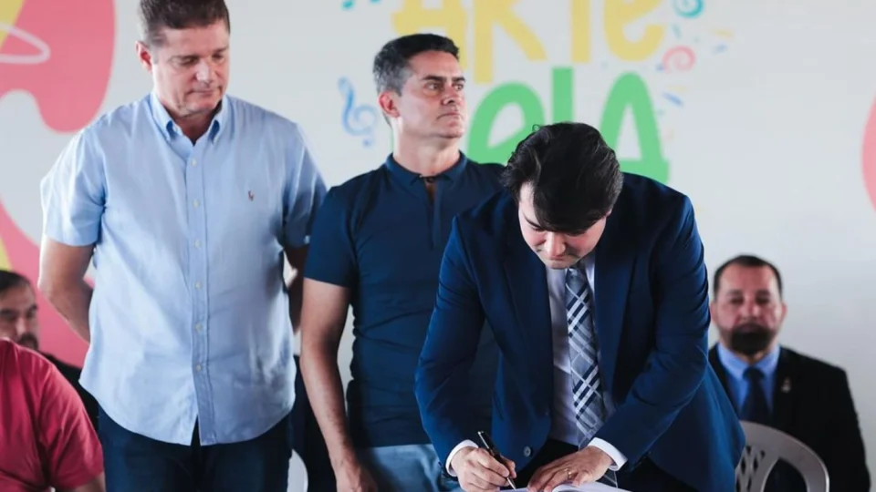 David empossa Jender Lobato como novo diretor-presidente da Manauscult