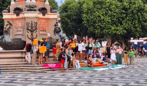 Ato de comunistas contra PL do aborto fracassa em Manaus e é marcado por confusão