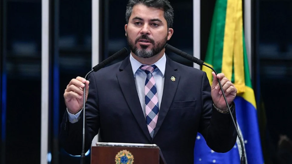 “Não podemos deixar o PT quebrar o Brasil de novo”, diz Marcos Rogério, novo líder da oposição