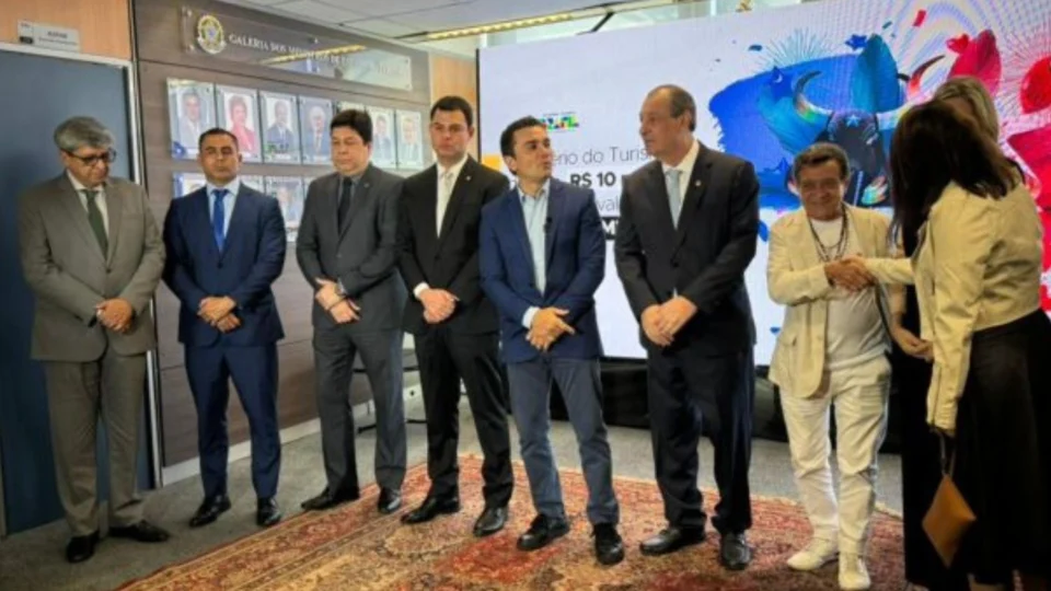 Estratégia política tenta afrontar investimentos do governo do AM no Festival de Parintins