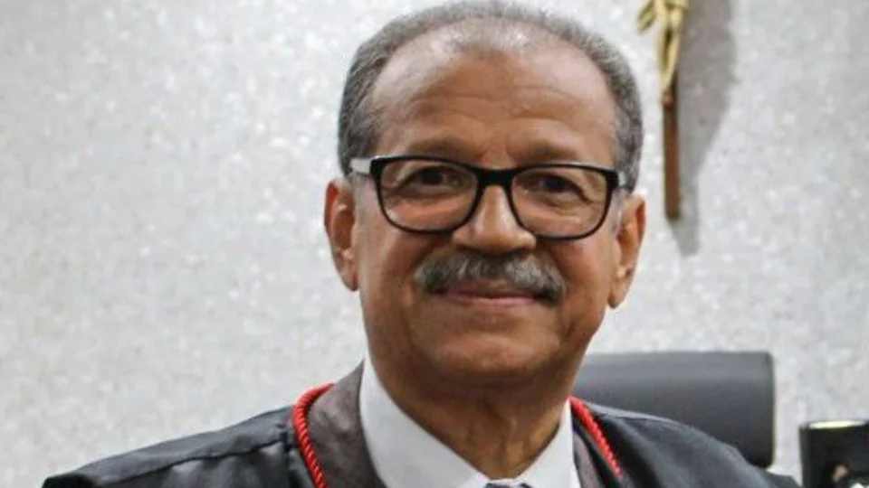 CNJ abre processo contra ex-desembargador que fez críticas a Alexandre de Moraes