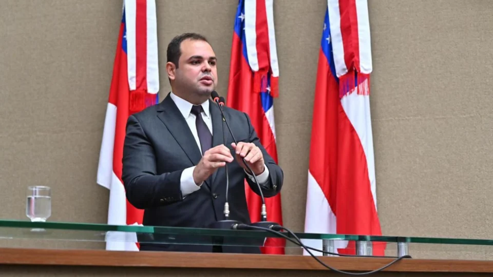 “Atitudes da velha política”, afirma Cidade sobre declaração polêmica de Tadeu de Souza