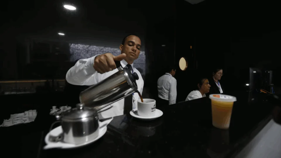 Despesas do Congresso Nacional com café e açúcar ultrapassam R$ 2 milhões por ano
