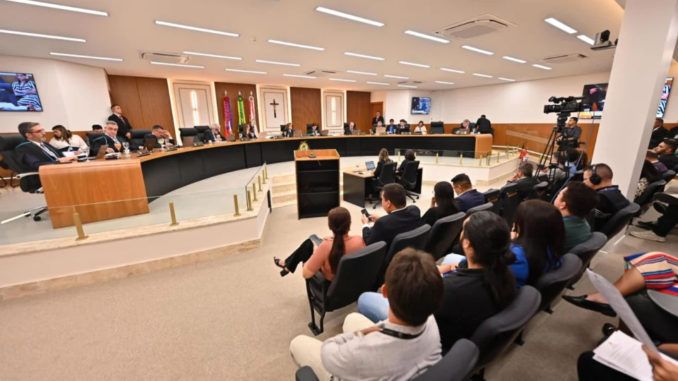 TCE-AM multa presidente do Fundo de Aposentadoria de Canutama em R$ 1,2 milhão