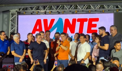 Sem novidades no lançamento de pré-candidatura, David diz querer vice igual a Marcos Rotta em 2024