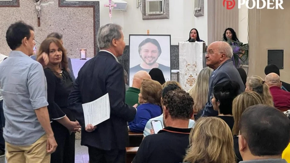 “Se era uma onça, agora serei um leão em homenagem ao meu filho”, declara Arthur Neto