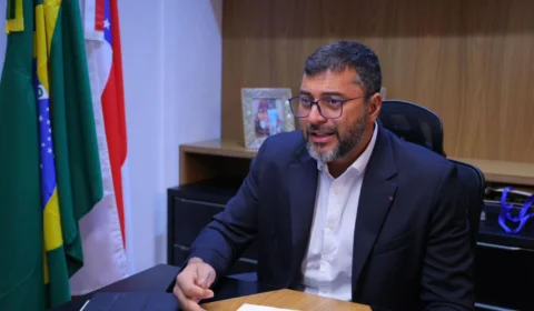 Após cobrança ao governo federal, Wilson garante dragagem de rios no AM se antecipando à seca