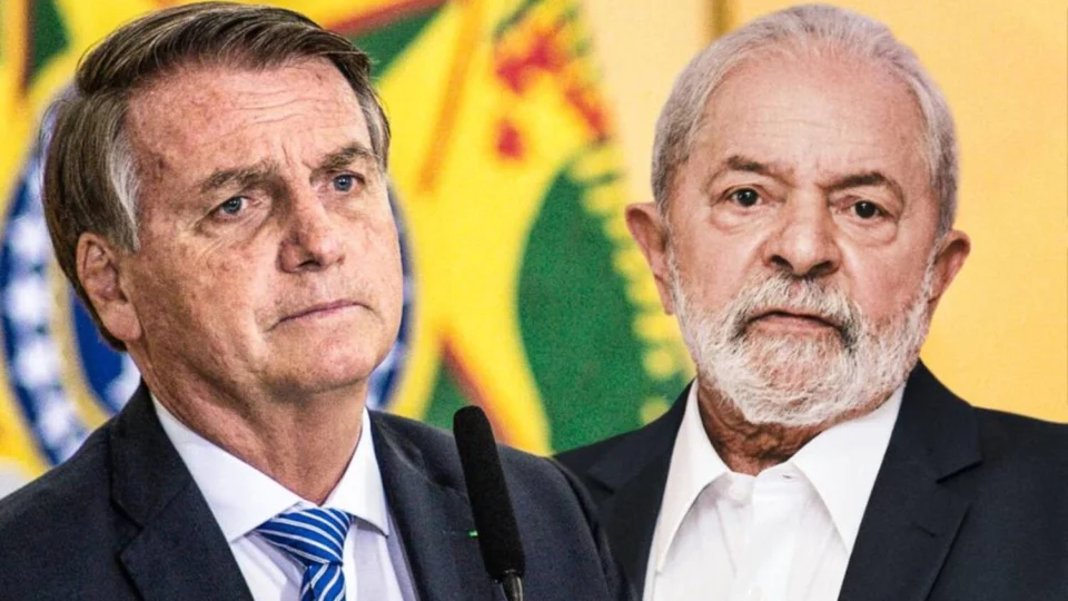 Bolsonaro critica Lula por vacinação particular em meio à epidemia de dengue