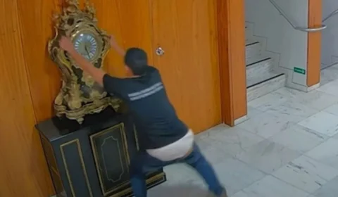 STF forma maioria para condenar homem que quebrou relógio histórico do Planalto