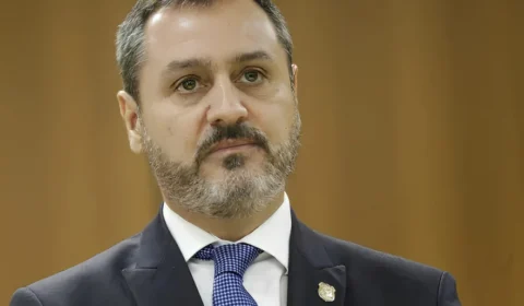 Presença do Diretor-Geral da Polícia Federal no “Gilmarpallooza” gera controvérsia