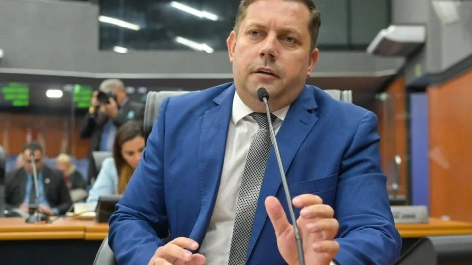 Deputado propõe proibir consumo de maconha em Roraima com multa de até R$ 2 mil
