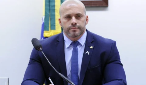 Advogado de Silveira quita multa de R$250 mil exigida por Moraes para análise da progressão de pena