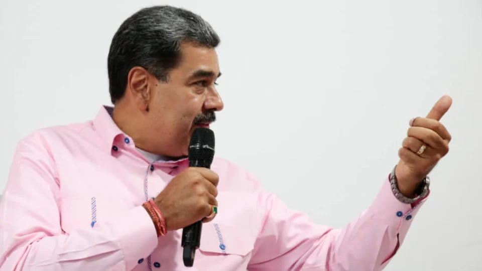 Venezuela: prazo oficial se esgota e CNE não divulga total de votos