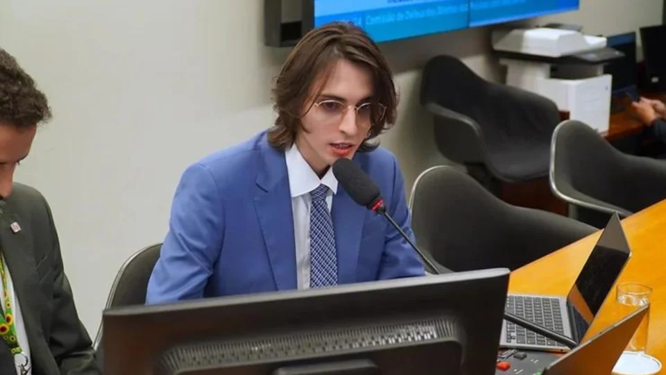 Câmara aprova audiência pública proposta por Amom sobre combate ao desmatamento e queimadas no AM