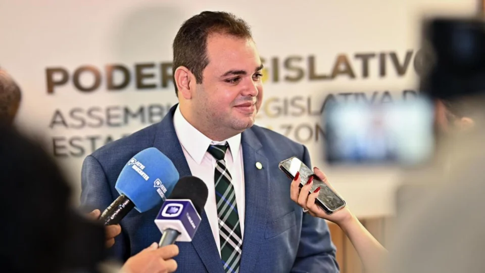 Roberto Cidade anuncia nome de pré-candidato a vice para a prefeitura de Manaus