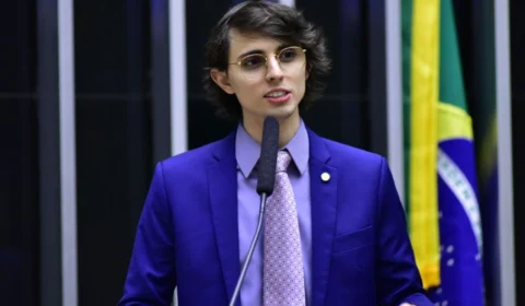 Eleições: Amom Mandel abre mão do “Fundão Eleitoral”