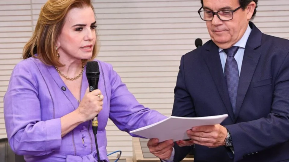 TCE-AM antecipa entrega de lista de gestores inelegíveis à Justiça Eleitoral