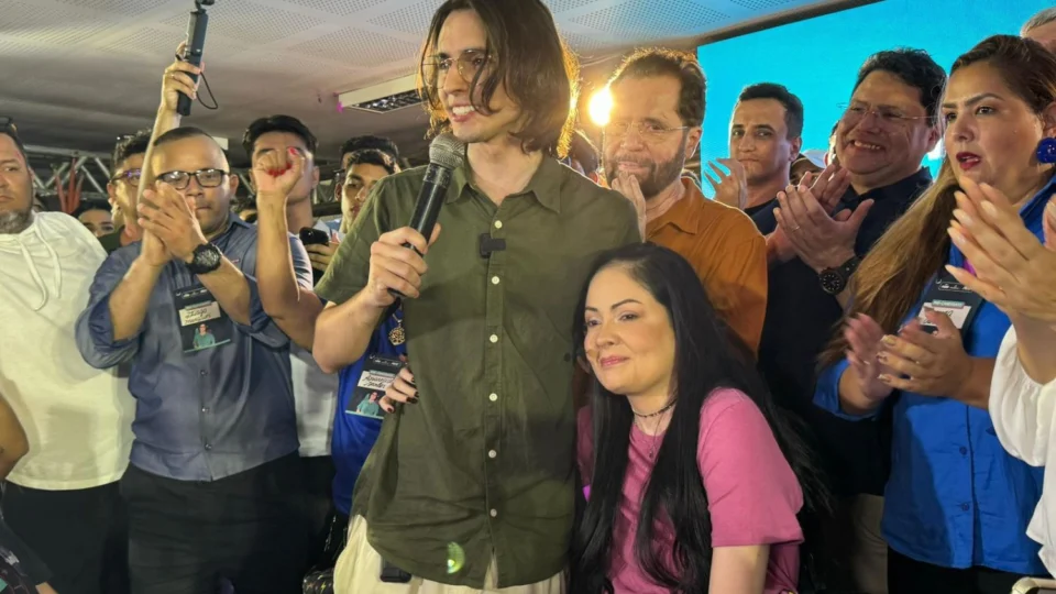 Chapa pura da inclusão: Amom fecha vice com Nancy Segadilha