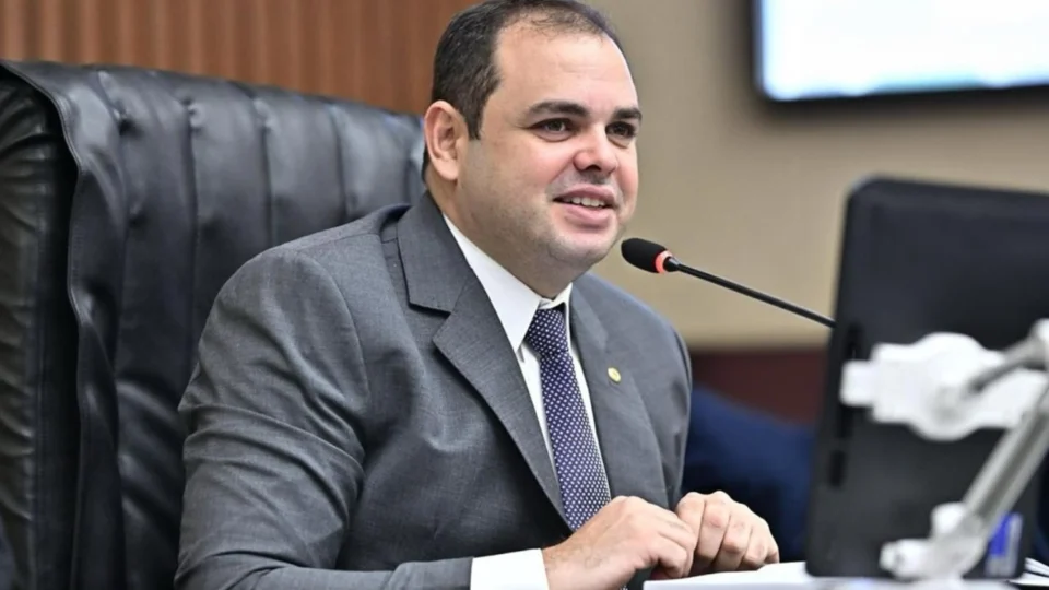 Projeto de Lei fortalece turismo sustentável em comunidades ribeirinhas do Amazonas