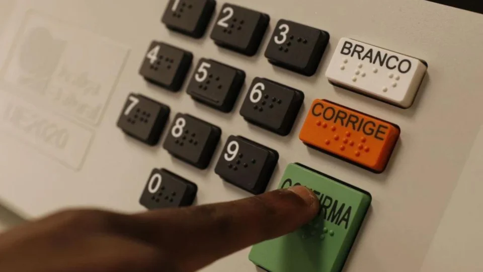 Manaus tem aumento de 7,92% no número de eleitores para eleições de prefeito e vereador