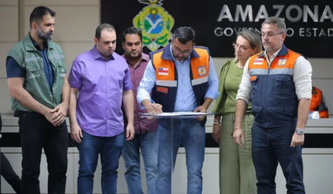 Wilson decreta situação de emergência em 20 municípios do AM por causa da seca