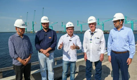 Governo do Amazonas alinha medidas de enfrentamento à estiagem com setor portuário