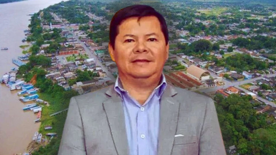 Régis Nazaré gasta mais de R$450 mil em fardamento personalizado