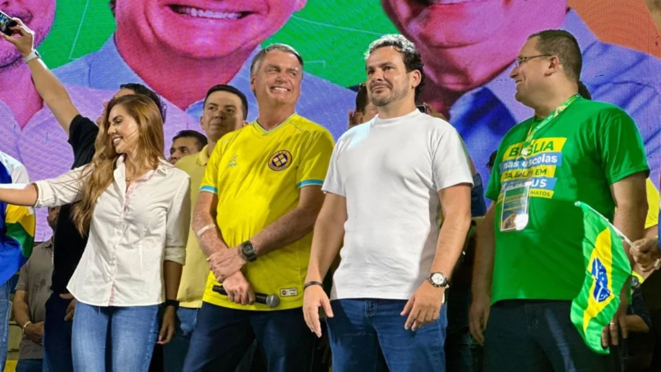 Bolsonaro confirma retorno a Manaus para o final de agosto