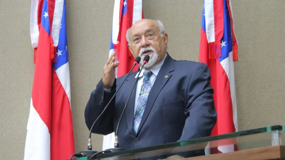 Belão abre mão da candidatura para prefeito de Fonte Boa