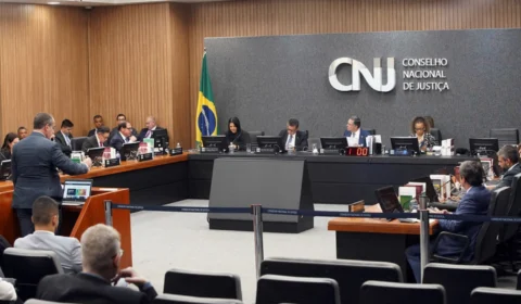 CNJ afasta juíza que criticou Lula nas redes sociais durante período eleitoral