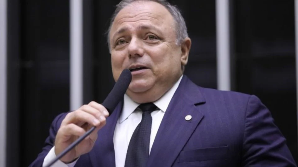 Proposta autoriza busca domiciliar sem mandado judicial