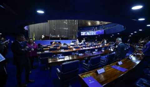 Projeto que facilita posse de armas será analisado pelo Plenário do Senado nesta terça