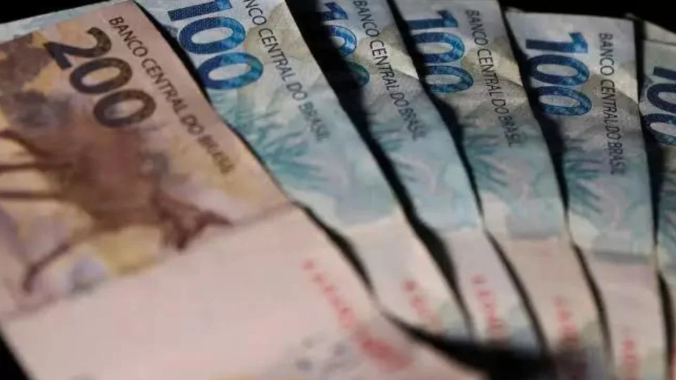 Brasil teve 4º pior salário mínimo da América Latina, em julho