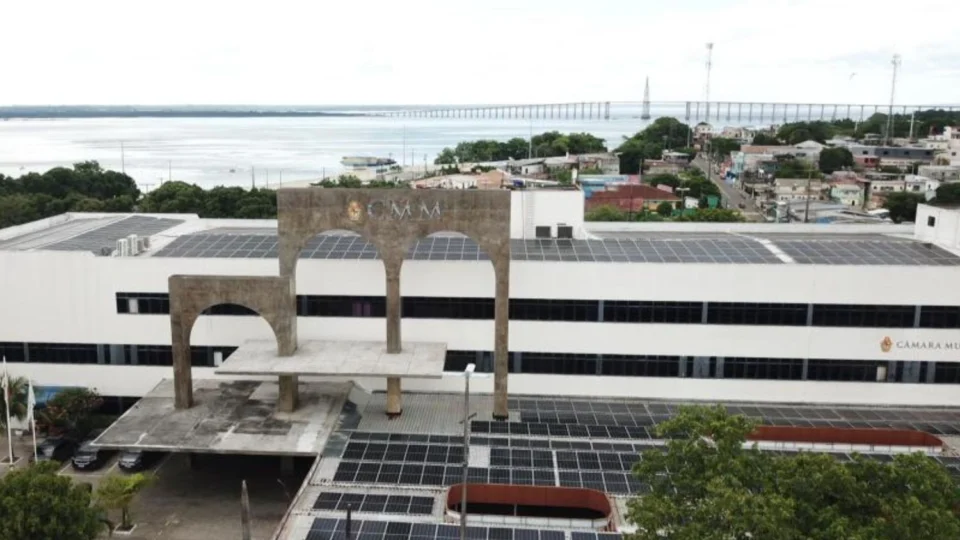 Concurso público: Câmara de Manaus divulga edital com 43 vagas para cargos de Nível Superior