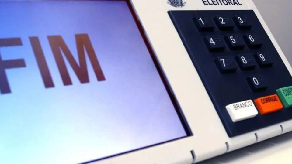 Em 2024, mais de 200 candidatos a prefeitos no Brasil podem ser eleitos apenas com o próprio voto