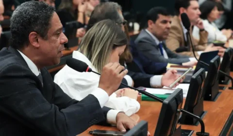 Projetos que limitam ação do STF avançam na Câmara dos Deputados