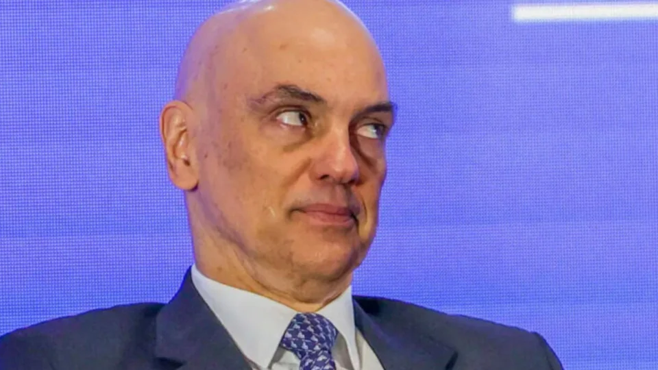 Moraes rejeita recurso do X contra bloqueio de perfis de Monark